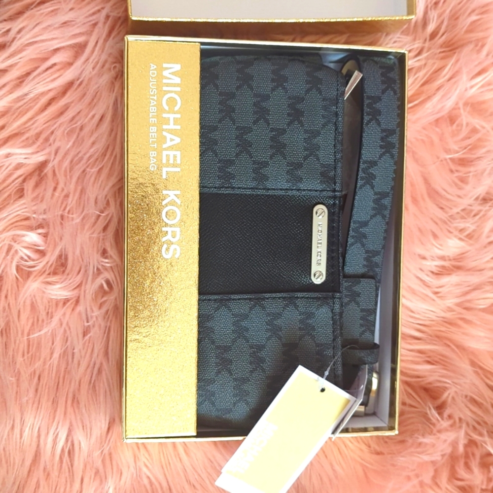 Michael kors adjustable belt bag